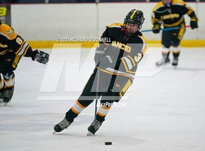 Thumbnail 1 in St. John-Vianney vs Manasquan/Point Beach photogallery.