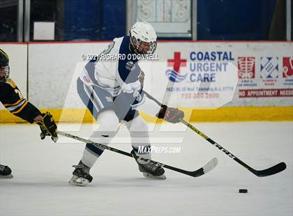 Thumbnail 3 in St. John-Vianney vs Manasquan/Point Beach photogallery.
