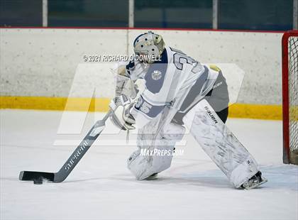 Thumbnail 2 in St. John-Vianney vs Manasquan/Point Beach photogallery.