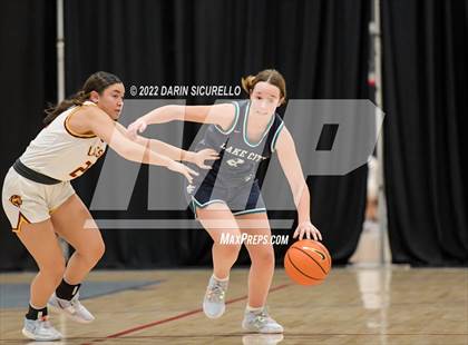 Thumbnail 2 in Lake City vs. Lakeside (NIKE Tournament of Champions) photogallery.