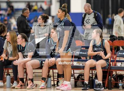 Thumbnail 1 in Lake City vs. Lakeside (NIKE Tournament of Champions) photogallery.