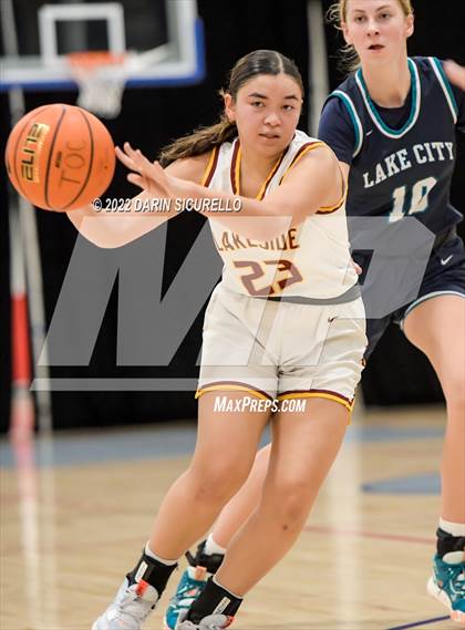 Thumbnail 2 in Lake City vs. Lakeside (NIKE Tournament of Champions) photogallery.