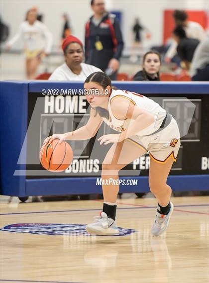 Thumbnail 1 in Lake City vs. Lakeside (NIKE Tournament of Champions) photogallery.