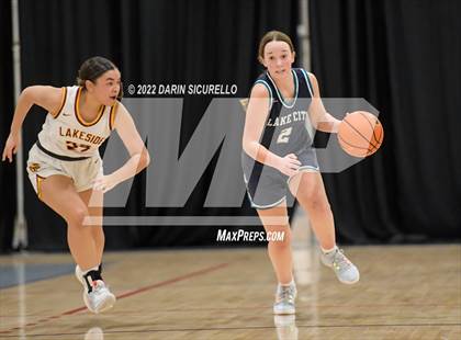 Thumbnail 1 in Lake City vs. Lakeside (NIKE Tournament of Champions) photogallery.