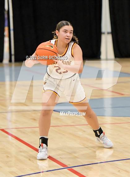 Thumbnail 1 in Lake City vs. Lakeside (NIKE Tournament of Champions) photogallery.