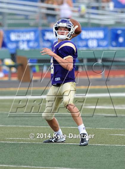 Thumbnail 2 in Alvarado vs. Decatur (Dale Hansen Classic) photogallery.