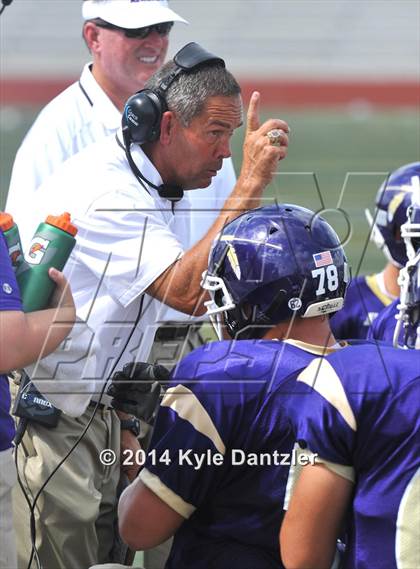 Thumbnail 2 in Alvarado vs. Decatur (Dale Hansen Classic) photogallery.