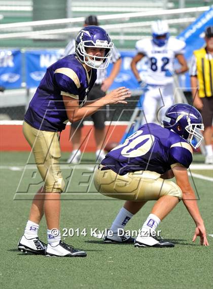 Thumbnail 2 in Alvarado vs. Decatur (Dale Hansen Classic) photogallery.