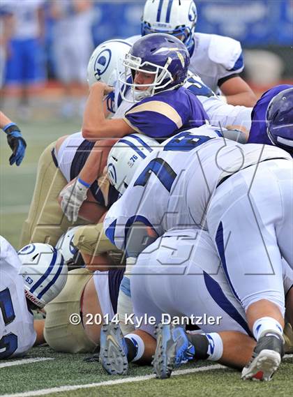 Thumbnail 2 in Alvarado vs. Decatur (Dale Hansen Classic) photogallery.