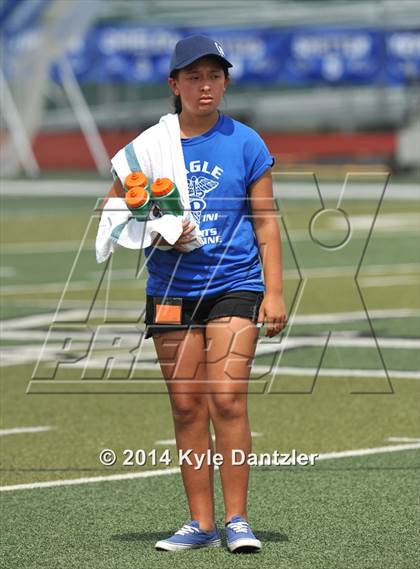 Thumbnail 2 in Alvarado vs. Decatur (Dale Hansen Classic) photogallery.