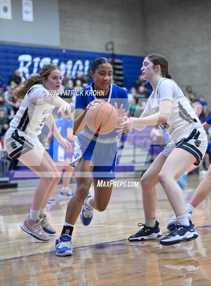 Thumbnail 3 in Glacier Peak vs Bothell (4A District Playoff) photogallery.