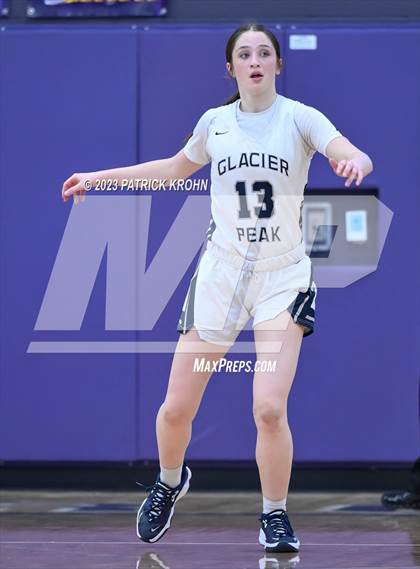 Thumbnail 1 in Glacier Peak vs Bothell (4A District Playoff) photogallery.