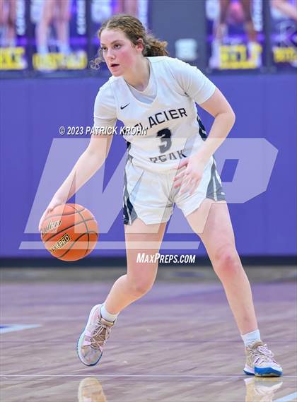 Thumbnail 2 in Glacier Peak vs Bothell (4A District Playoff) photogallery.