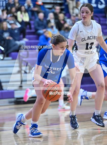 Thumbnail 1 in Glacier Peak vs Bothell (4A District Playoff) photogallery.