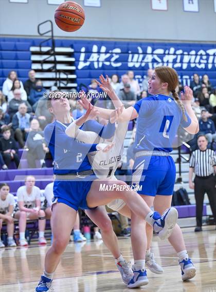 Thumbnail 2 in Glacier Peak vs Bothell (4A District Playoff) photogallery.