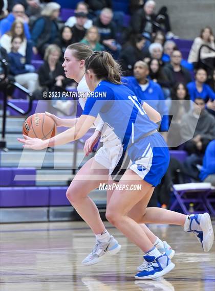 Thumbnail 2 in Glacier Peak vs Bothell (4A District Playoff) photogallery.