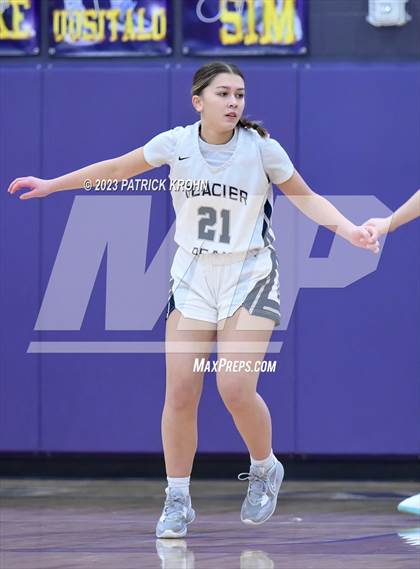 Thumbnail 1 in Glacier Peak vs Bothell (4A District Playoff) photogallery.
