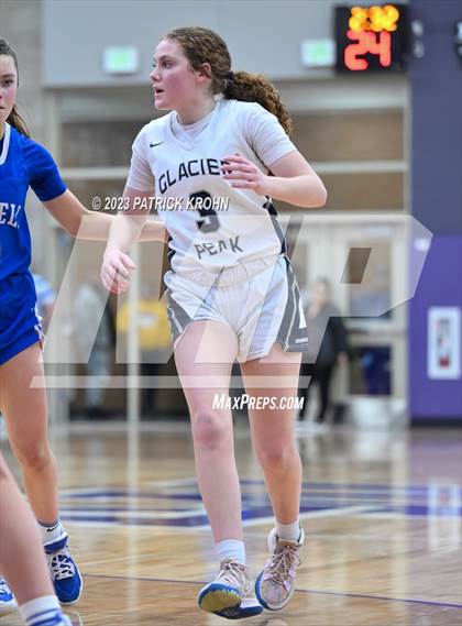 Thumbnail 2 in Glacier Peak vs Bothell (4A District Playoff) photogallery.