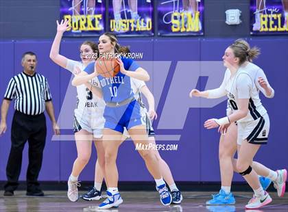 Thumbnail 1 in Glacier Peak vs Bothell (4A District Playoff) photogallery.