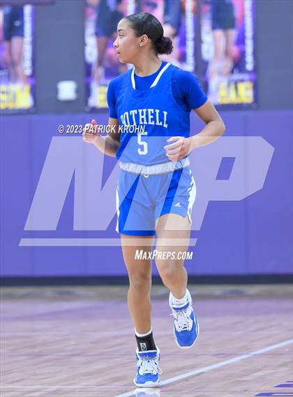 Thumbnail 1 in Glacier Peak vs Bothell (4A District Playoff) photogallery.
