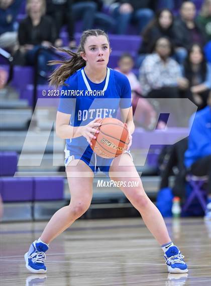 Thumbnail 1 in Glacier Peak vs Bothell (4A District Playoff) photogallery.