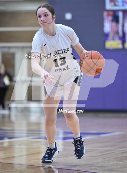 Thumbnail 3 in Glacier Peak vs Bothell (4A District Playoff) photogallery.
