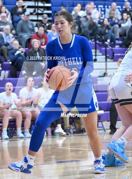 Thumbnail 1 in Glacier Peak vs Bothell (4A District Playoff) photogallery.