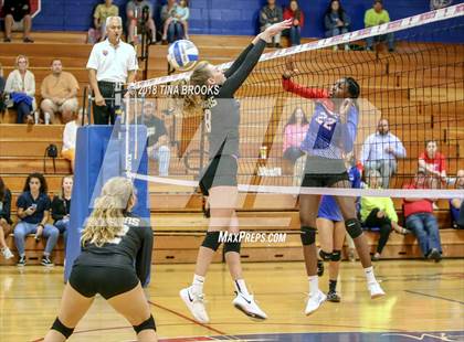 Thumbnail 2 in Croatan vs. West Craven photogallery.