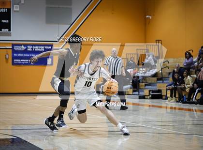 Thumbnail 3 in Bishop Montgomery vs Calabasas (2023 South Pasadena Tournament) photogallery.