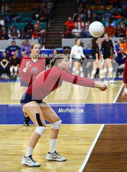 Thumbnail 3 in Chaparral vs Hatfield (CHSAA 5A Playoff) photogallery.