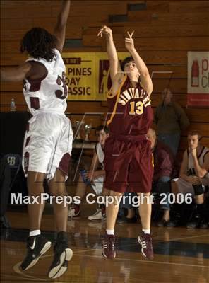 Thumbnail 2 in Simi Valley vs Granite Hills (Torrey Pines Holiday Prep Classic) photogallery.