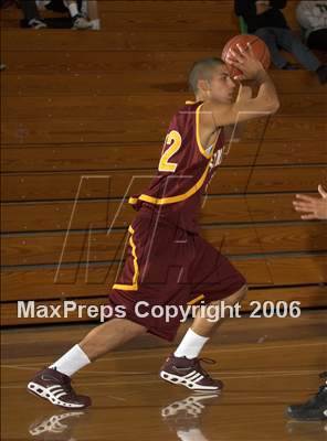 Thumbnail 3 in Simi Valley vs Granite Hills (Torrey Pines Holiday Prep Classic) photogallery.