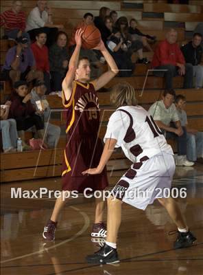 Thumbnail 3 in Simi Valley vs Granite Hills (Torrey Pines Holiday Prep Classic) photogallery.