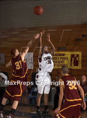 Thumbnail 1 in Simi Valley vs Granite Hills (Torrey Pines Holiday Prep Classic) photogallery.