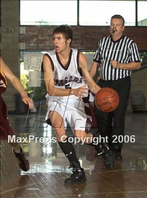 Thumbnail 2 in Simi Valley vs Granite Hills (Torrey Pines Holiday Prep Classic) photogallery.