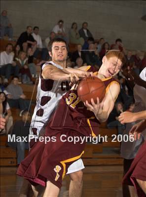 Thumbnail 2 in Simi Valley vs Granite Hills (Torrey Pines Holiday Prep Classic) photogallery.