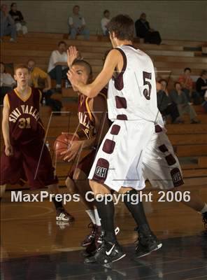 Thumbnail 3 in Simi Valley vs Granite Hills (Torrey Pines Holiday Prep Classic) photogallery.