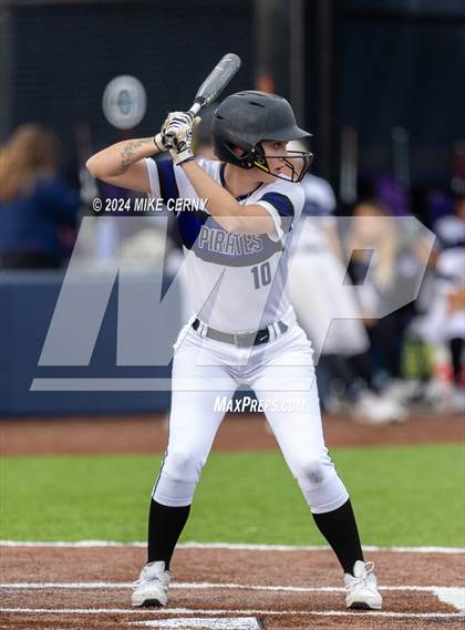 Thumbnail 1 in Highland Park @ Piper (KSHSAA 5A East Region 3 Semifinal) photogallery.