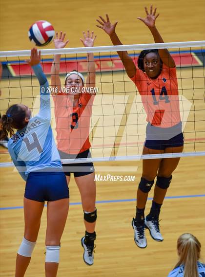 Thumbnail 2 in Brandeis vs Johnson (NEISD Volleyball Tournament) photogallery.