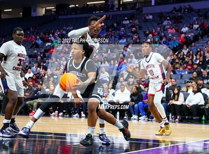 Thumbnail 2 in Modesto Christian vs. Sheldon (CIF SJS D-1 Final) photogallery.