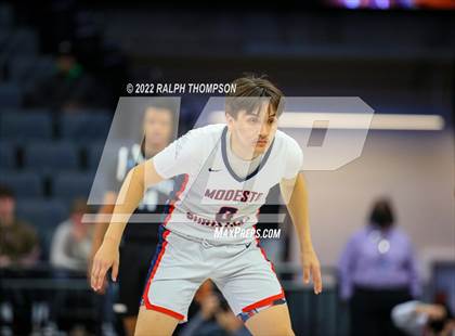 Thumbnail 3 in Modesto Christian vs. Sheldon (CIF SJS D-1 Final) photogallery.