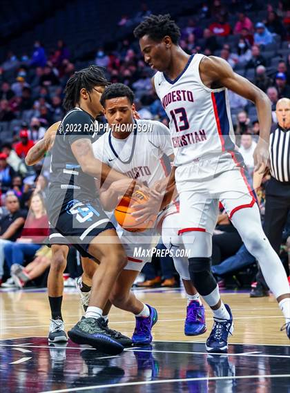 Thumbnail 1 in Modesto Christian vs. Sheldon (CIF SJS D-1 Final) photogallery.