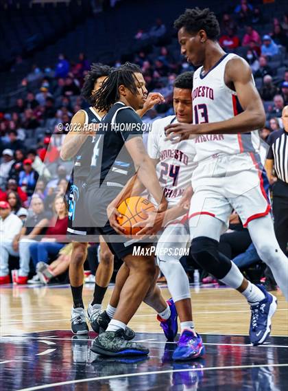 Thumbnail 2 in Modesto Christian vs. Sheldon (CIF SJS D-1 Final) photogallery.