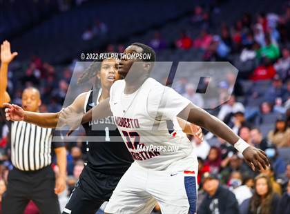 Thumbnail 2 in Modesto Christian vs. Sheldon (CIF SJS D-1 Final) photogallery.