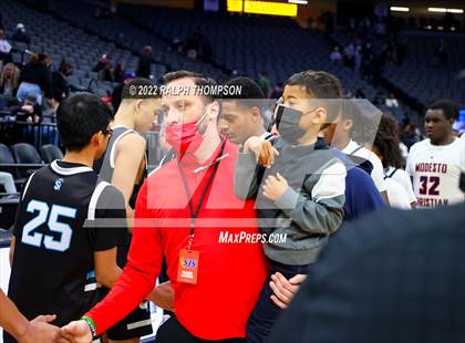 Thumbnail 2 in Modesto Christian vs. Sheldon (CIF SJS D-1 Final) photogallery.