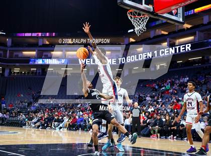 Thumbnail 3 in Modesto Christian vs. Sheldon (CIF SJS D-1 Final) photogallery.
