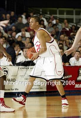 Thumbnail 2 in Westchester vs. Mater Dei (Nike Extravaganza) photogallery.