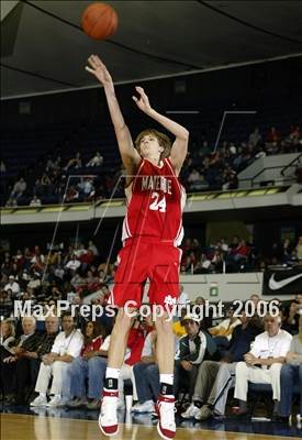Thumbnail 2 in Westchester vs. Mater Dei (Nike Extravaganza) photogallery.
