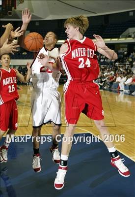 Thumbnail 1 in Westchester vs. Mater Dei (Nike Extravaganza) photogallery.