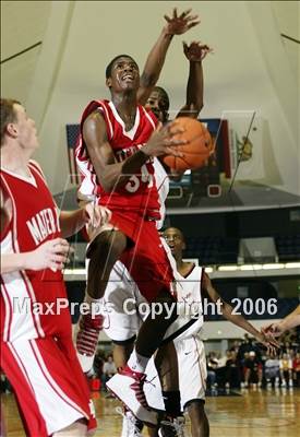 Thumbnail 3 in Westchester vs. Mater Dei (Nike Extravaganza) photogallery.
